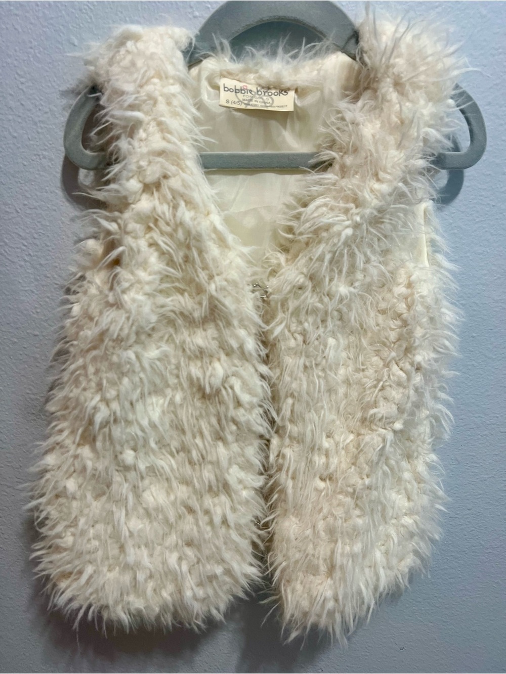 bobbie brooks Cream Faux Fur Vest Girls 5/6